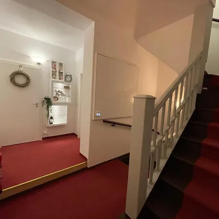 Alt Naumburg Hotel *