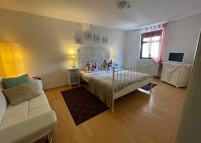 Alt Naumburg * Naumburg (Saale)